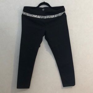 Sharp Athletic Leggings